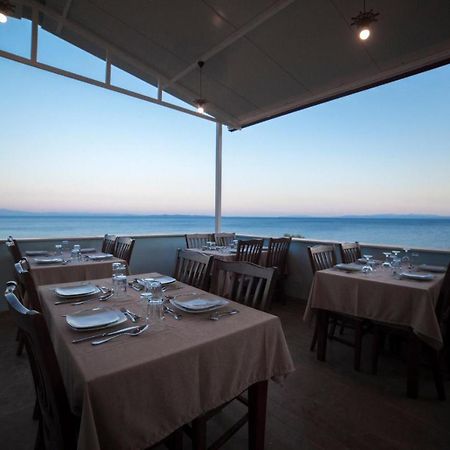 Assos Yali Butik Otel Beach Ahmetce  ภายนอก รูปภาพ
